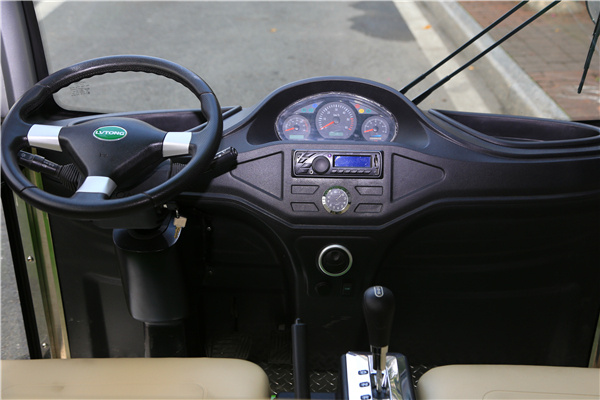 17座電動觀光車-駕駛室 17座電動觀光車-駕駛室