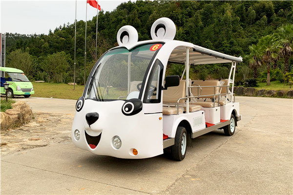 11座燃油觀光車 11座燃油觀光車