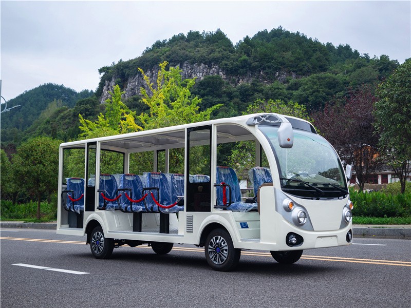 14座燃油觀光車 14座燃油觀光車