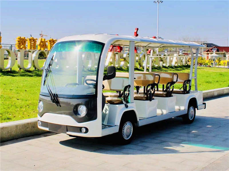 綠爵觀光車場(chǎng)景定制解決方案